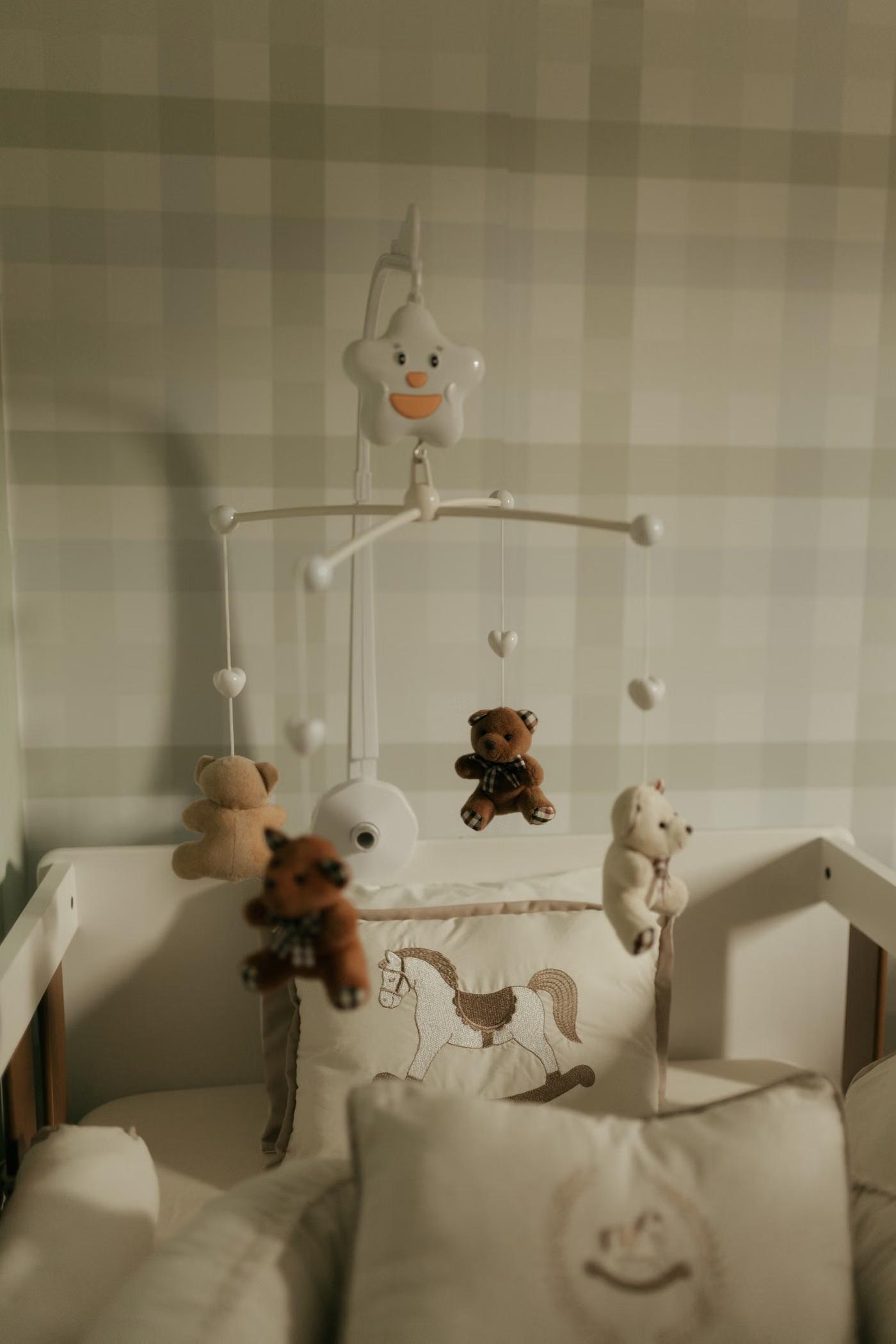Beşik Üstü Peluş Ayı Mobili